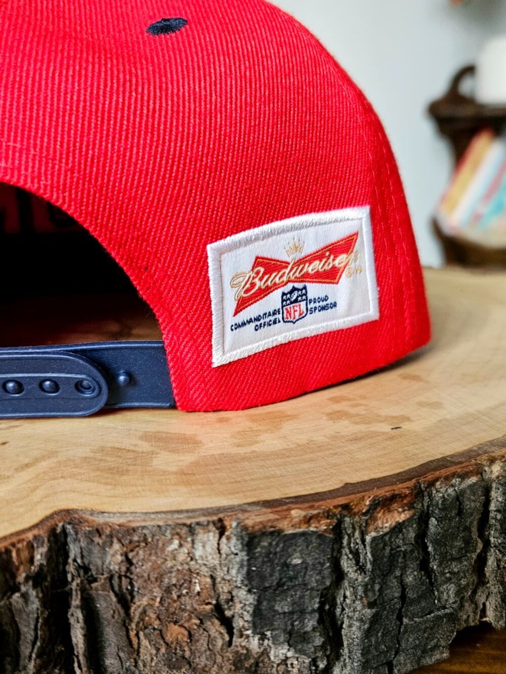 Vintage New England Patriots x Budweiser NFL Snapback – Red/Navy Adjustable Hat - Picture 7 of 13